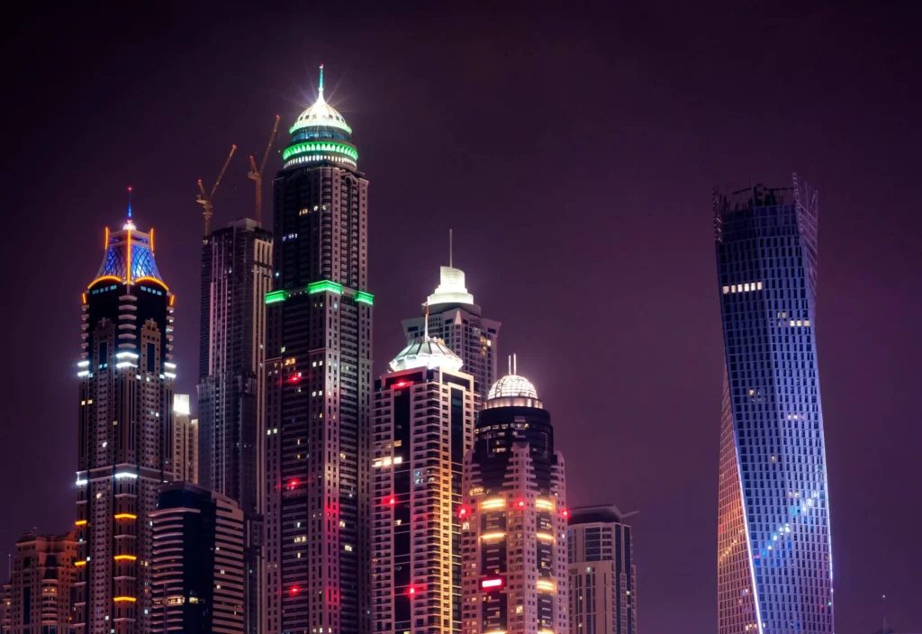 night-dubai-marina-skyline